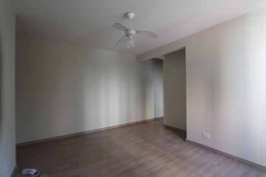 Sala de apartamento à venda com 3 quartos, 74m² em Vila Alpina, São Paulo