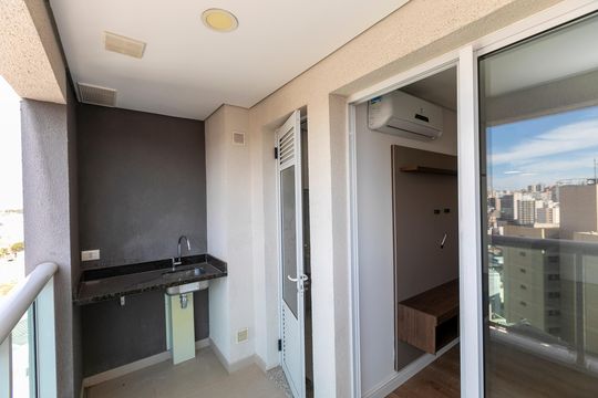 VARANDA GOURMET de apartamento para alugar com 2 quartos, 62m² em Centro, Campinas