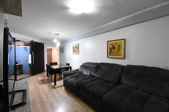 Sala de apartamento à venda com 3 quartos, 92m² em Rebouças, Curitiba