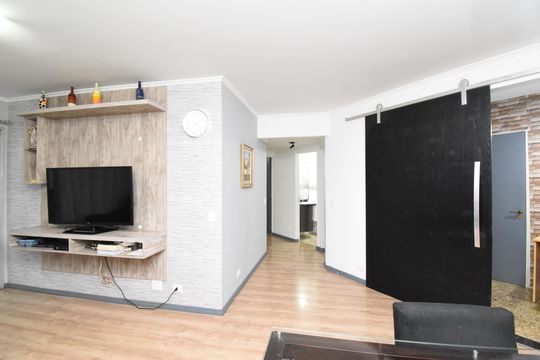 Sala de apartamento à venda com 3 quartos, 92m² em Rebouças, Curitiba