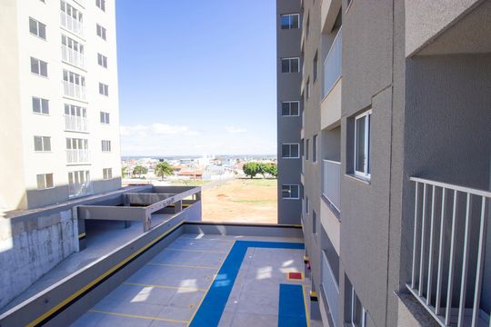 Apartamento para alugar com 2 quartos, 53m² em Qr 311, Brasília