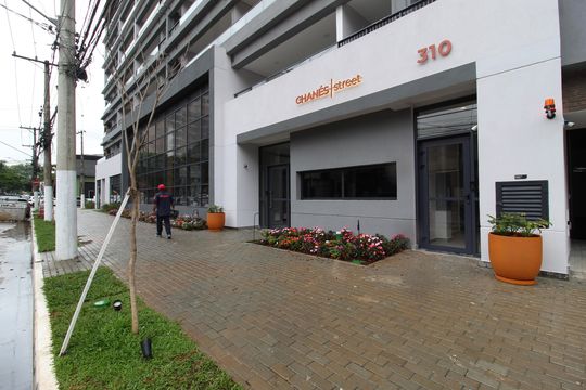 Fachada de kitnet/studio para alugar com 1 quarto, 30m² em Indianópolis, São Paulo