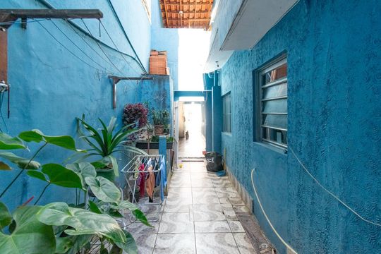 Quintal de casa à venda com 5 quartos, 180m² em Conjunto Residencial Jardim Canaa, São Paulo