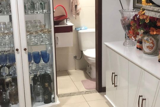 Apartamento para alugar com 3 quartos, 134m² em Braga, Cabo Frio