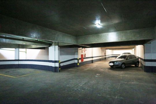Garagem de apartamento à venda com 2 quartos, 79m² em Lourdes, Belo Horizonte
