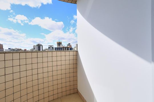 Varanda da Sala de apartamento à venda com 2 quartos, 79m² em Lourdes, Belo Horizonte