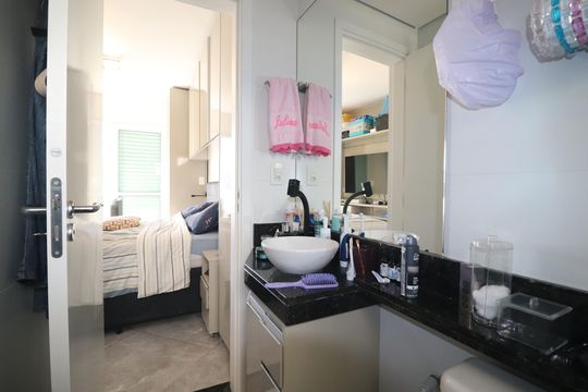 Banheiro Quarto 1 suíte de apartamento à venda com 2 quartos, 106m² em Casa Branca, Santo André