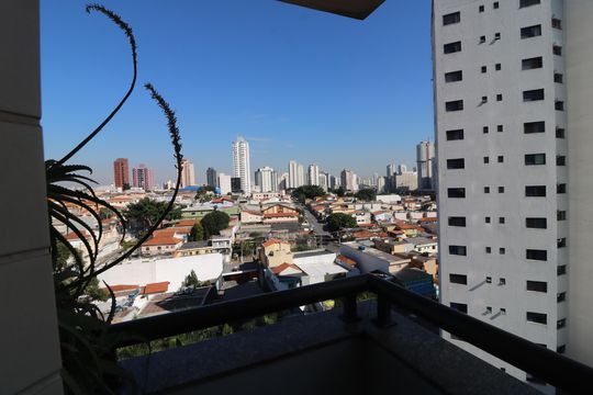 Varanda da Suíte 2 de apartamento à venda com 4 quartos, 185m² em Jardim Avelino, São Paulo