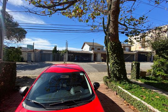 Casa para alugar com 5 quartos, 247m² em Vila Ipojuca, São Paulo