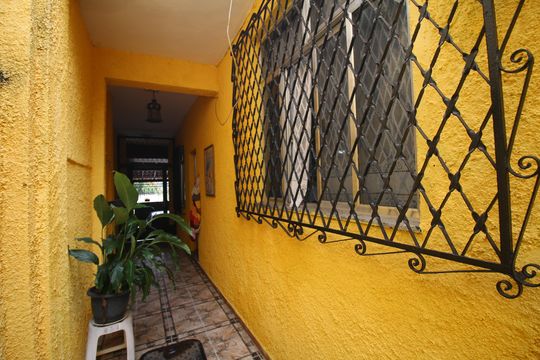 Corredor de Acesso de casa à venda com 3 quartos, 300m² em Vila Kosmos, Rio de Janeiro