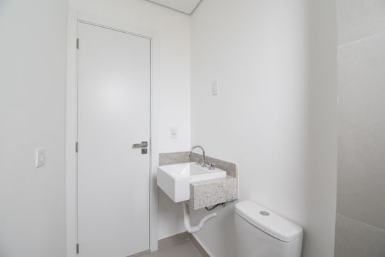 Banheiro 2 de apartamento à venda com 2 quartos, 96m² em Juvevê, Curitiba