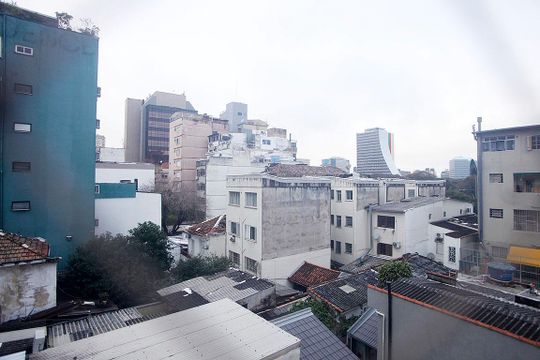 Vista do quarto 1  de apartamento para alugar com 2 quartos, 76m² em Centro Histórico, Porto Alegre