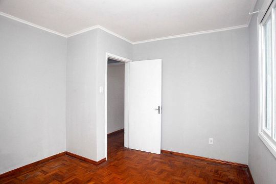 Quarto 1 de apartamento para alugar com 2 quartos, 76m² em Centro Histórico, Porto Alegre