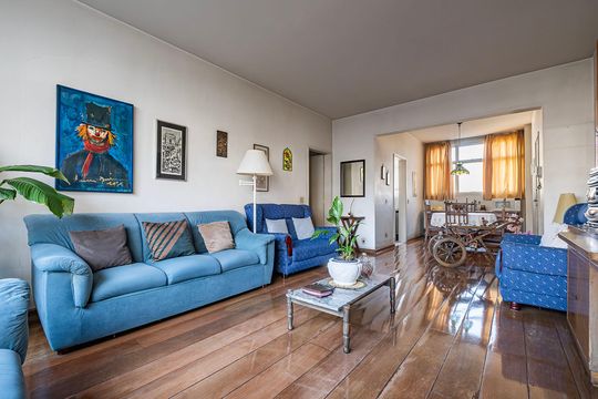 Apartamento à venda com 3 quartos, 132m² em Cerqueira César, São Paulo