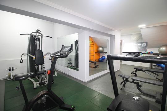 Área comum - Academia de apartamento à venda com 3 quartos, 100m² em Tingui, Curitiba