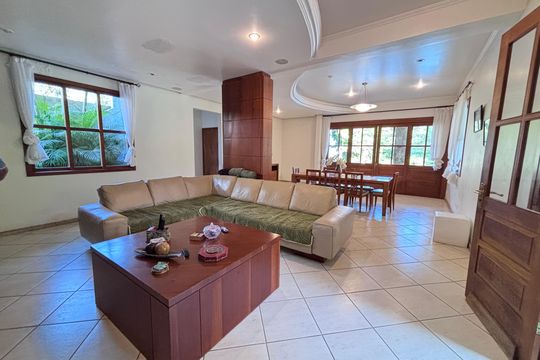 Sala de casa de condomínio à venda com 4 quartos, 960m² em Barra da Tijuca, Rio de Janeiro