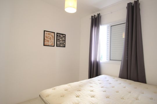 Quarto de apartamento para alugar com 2 quartos, 65m² em Jardim Ampliacao, São Paulo