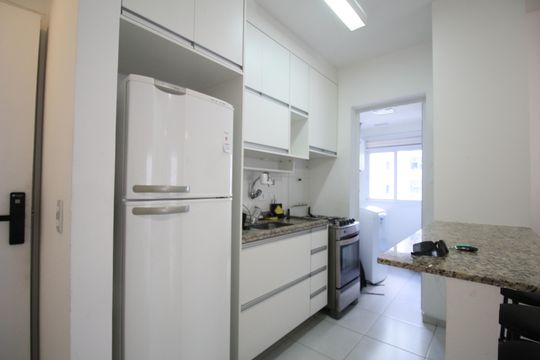 Cozinha de apartamento para alugar com 2 quartos, 65m² em Jardim Ampliacao, São Paulo