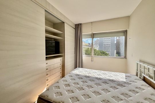 Suite de apartamento à venda com 2 quartos, 210m² em Cerqueira César, São Paulo