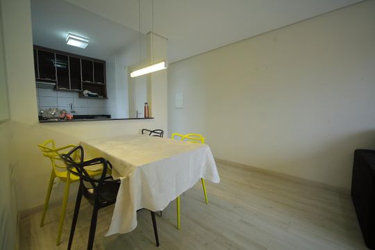 Sala de apartamento para alugar com 2 quartos, 55m² em Alves Dias, São Bernardo do Campo