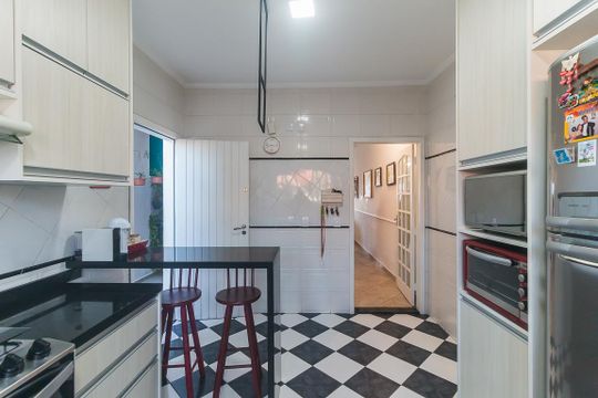Cozinha de casa para alugar com 3 quartos, 160m² em Vila Suissa, Mogi das Cruzes
