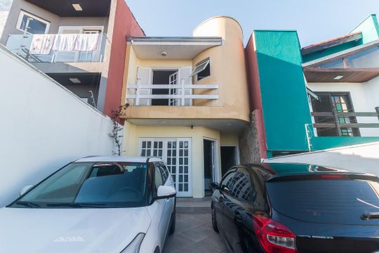 Garagem de casa para alugar com 3 quartos, 160m² em Vila Suissa, Mogi das Cruzes