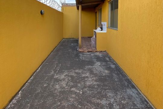 Área de serviço de apartamento para alugar com 2 quartos, 50m² em Vila Santa Rita, Belo Horizonte