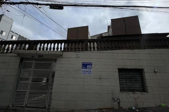 Fachada+Placa de apartamento à venda com 2 quartos, 43m² em Guaianases, São Paulo