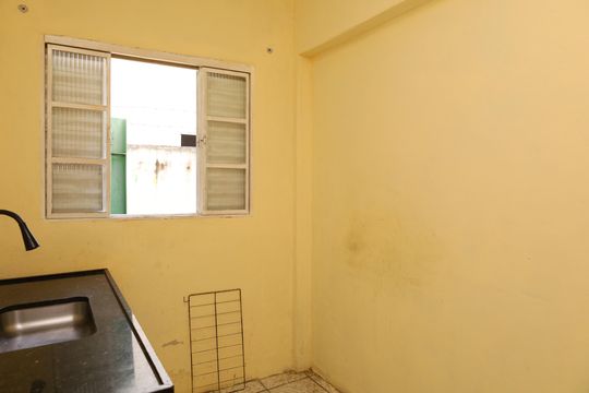 Cozinha de casa para alugar com 3 quartos, 80m² em Vila Princesa Isabel, São Paulo