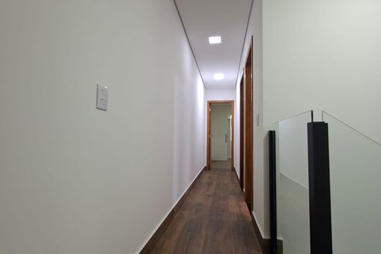 Corredor de casa à venda com 3 quartos, 105m² em Vila Rica, Lagoa Santa