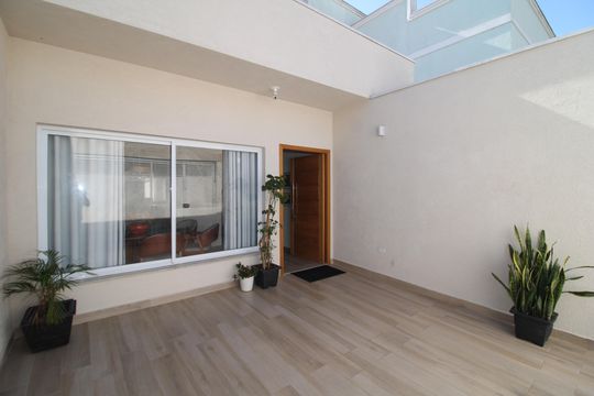 Garagem de casa à venda com 6 quartos, 280m² em Jardim São Paulo, São Paulo