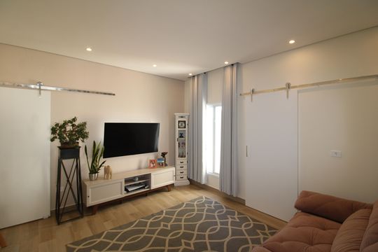 Casa à venda com 6 quartos, 280m² em Jardim São Paulo, São Paulo
