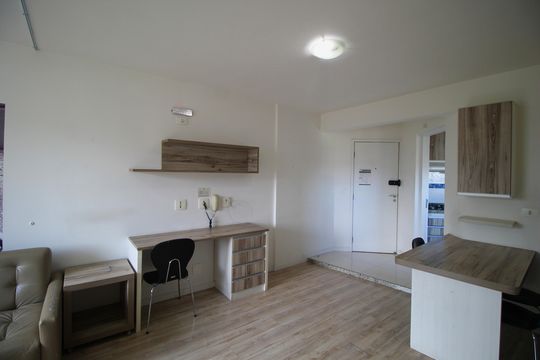 Sala escritório de apartamento à venda com 1 quarto, 56m² em Juvevê, Curitiba