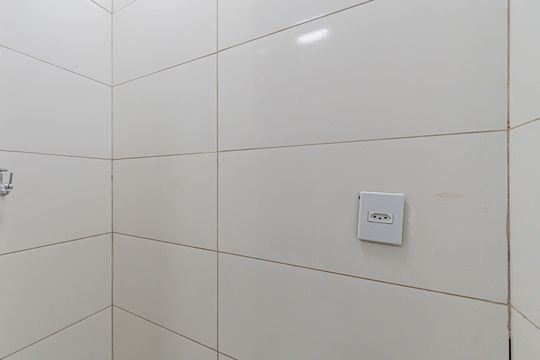 Banheiro de apartamento para alugar com 1 quarto, 30m² em Freguesia do Ó, São Paulo