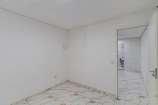 Quarto de apartamento para alugar com 1 quarto, 30m² em Freguesia do Ó, São Paulo