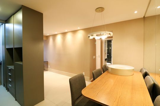 Sala de apartamento para alugar com 2 quartos, 66m² em Campo Belo, São Paulo