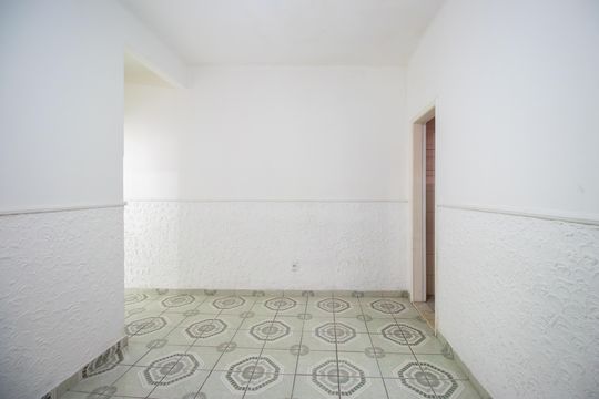 Apartamento para alugar com 1 quarto, 60m² em Irajá, Rio de Janeiro