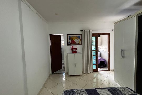 Suite de casa à venda com 2 quartos, 198m² em Parque Gerassi , Santo André