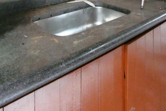 Cozinha de casa para alugar com 1 quarto, 80m² em Jardim Santa Helena, São Paulo