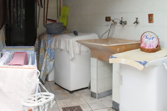 Área de Serviço de casa para alugar com 1 quarto, 80m² em Jardim Santa Helena, São Paulo