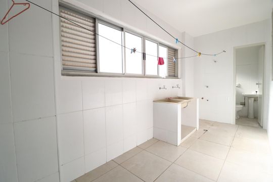 Área de Serviço de apartamento para alugar com 3 quartos, 115m² em Centro, Uberlândia
