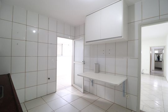 Cozinha de apartamento para alugar com 3 quartos, 115m² em Centro, Uberlândia