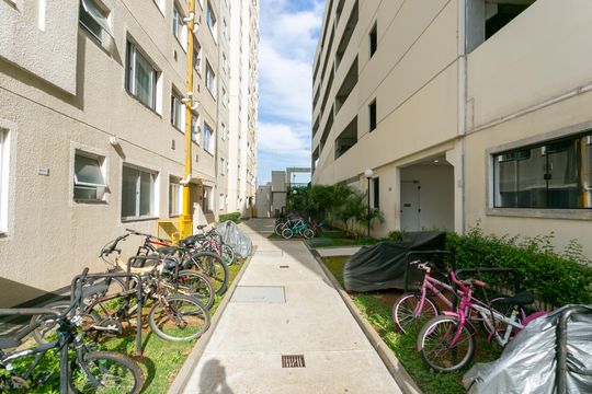 Área comum - Bicicletário  de apartamento para alugar com 2 quartos, 45m² em Jardim Marpu, São Paulo