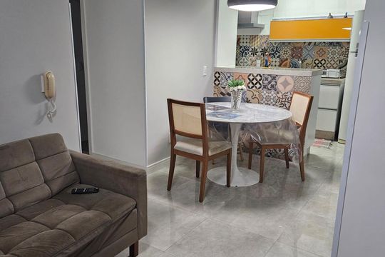 Sala de apartamento à venda com 3 quartos, 71m² em Jardim Flamboyant, Campinas