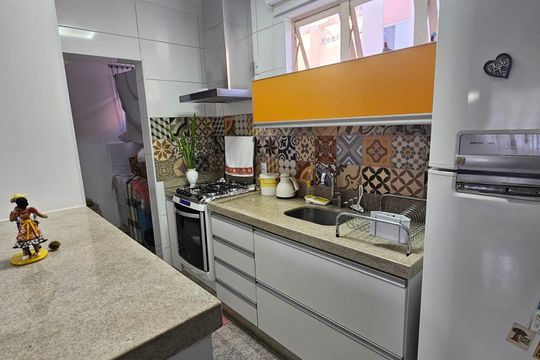 Cozinha de apartamento à venda com 3 quartos, 71m² em Jardim Flamboyant, Campinas