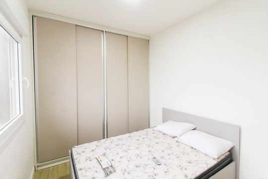 Suíte de apartamento para alugar com 1 quarto, 46m² em Marechal Rondon, Canoas