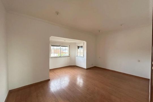 Sala de casa para alugar com 3 quartos, 180m² em Jardim Patricia, Uberlândia
