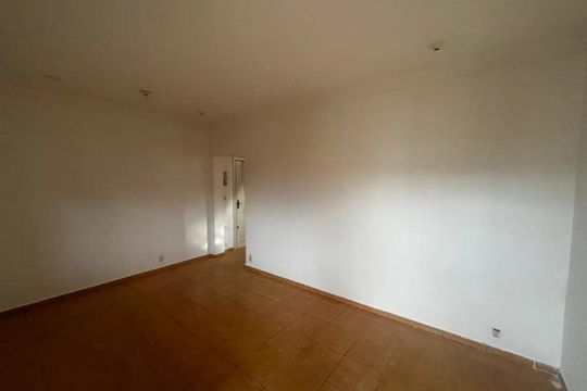 Quarto 2 de casa para alugar com 3 quartos, 180m² em Jardim Patricia, Uberlândia