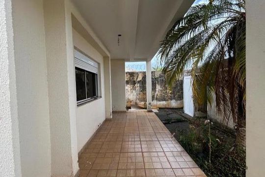Área comum de casa para alugar com 3 quartos, 180m² em Jardim Patricia, Uberlândia