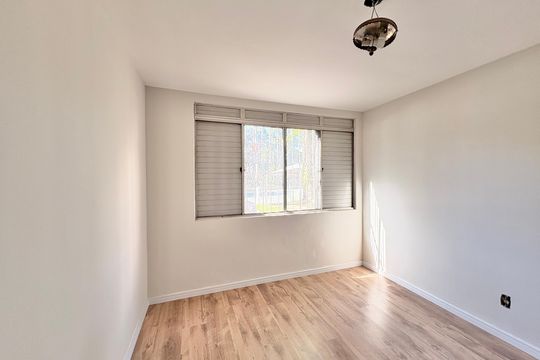 Quarto 2 de apartamento à venda com 2 quartos, 45m² em Piqueri, São Paulo